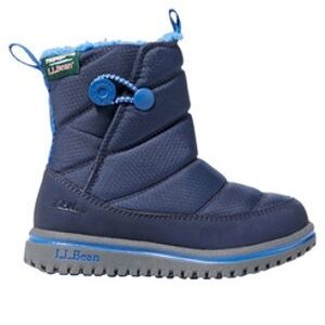 Brand new pair of toddler ultralight winter LL.Bean boots, size 6